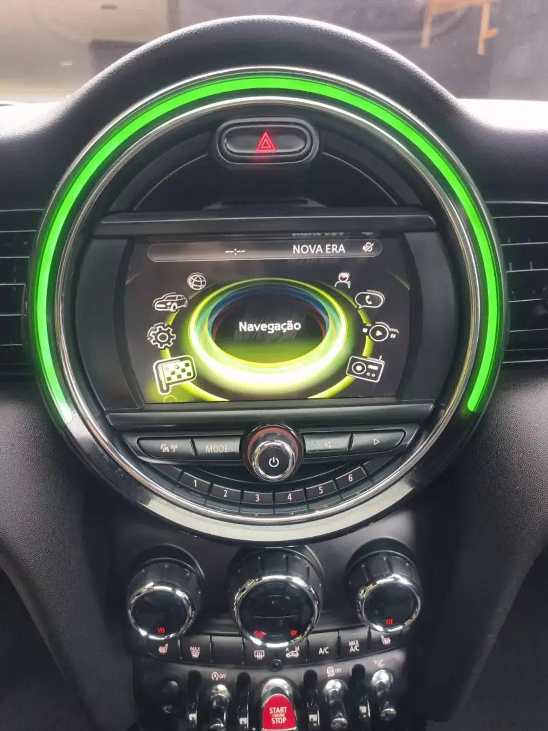 MINI One 2015 - 11900 EUR, 125000 km - AUTO.MOTO.pt - 125000km - foto 22 de 35