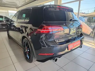 Volkswagen Golf 2018 - 26750 EUR, 99000 km - AUTO.MOTO.pt - 99000km - foto 7 de 39