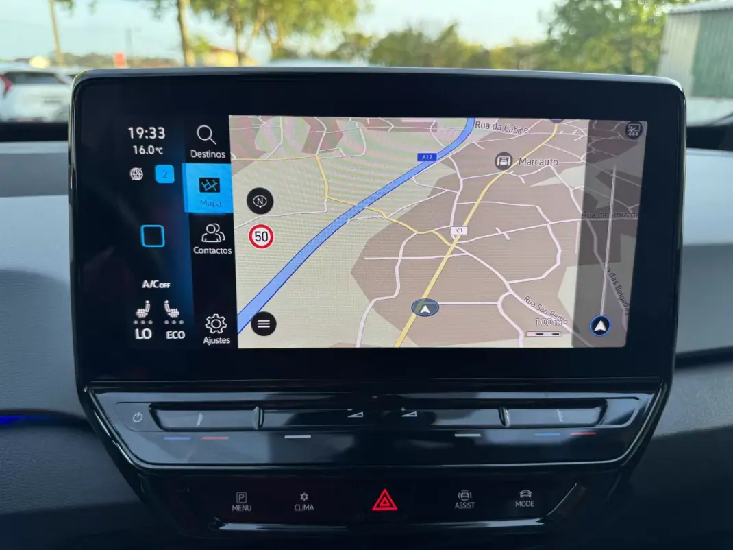 Volkswagen ID.3 2020 - 19900 EUR, 93000 km - AUTO.MOTO.pt - 93000km - foto 10 de 44