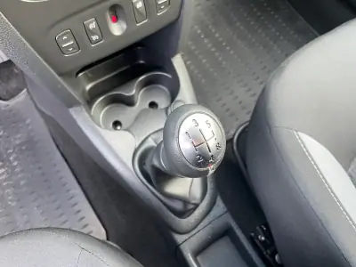 Dacia Sandero 2014 - 10950 EUR, 94953 km - AUTO.MOTO.pt - 94953km - foto 13 de 23