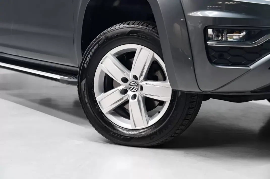 Volkswagen Amarok 2019 - 37950 EUR, 84000 km - AUTO.MOTO.pt - 84000km - foto 4 de 33