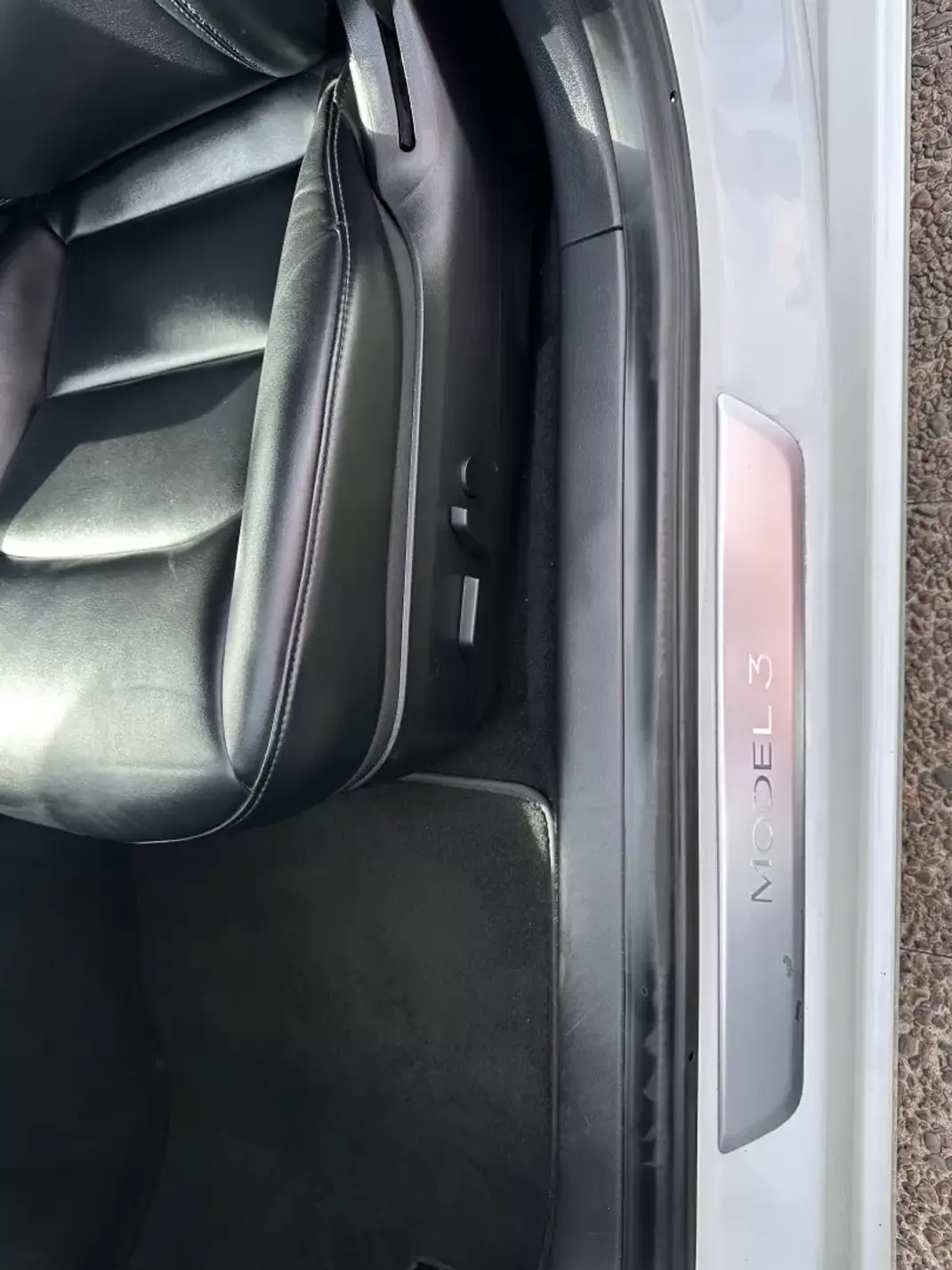 Tesla Model 3 2019 - 15500 EUR, 333000 km - AUTO.MOTO.pt - 333000km - foto 37 de 62