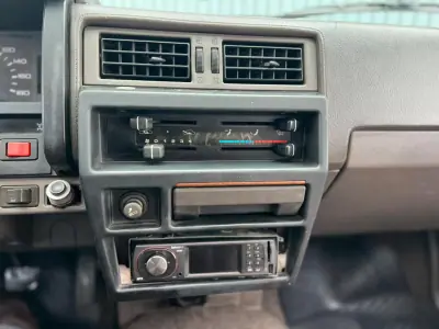 Nissan Terrano 1990 - 7500 EUR, 356940 km - AUTO.MOTO.pt - 356940km - foto 12 de 15