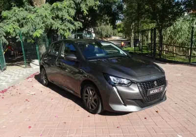 Peugeot 208 2022 - 14300 EUR, 68253 km - AUTO.MOTO.pt - 68253km - foto 15 de 19