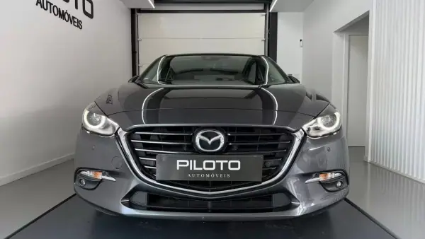 Mazda 3 2017 - 10490 EUR, 162840 km - AUTO.MOTO.pt - 162840km - foto 4 de 28
