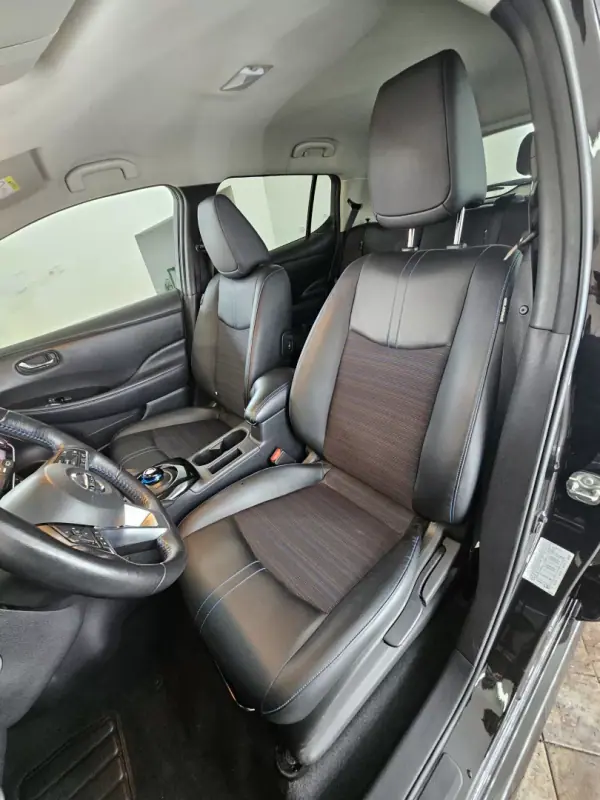 Nissan Leaf 2019 - 19500 EUR, 25097 km - AUTO.MOTO.pt - 25097km - foto 26 de 41