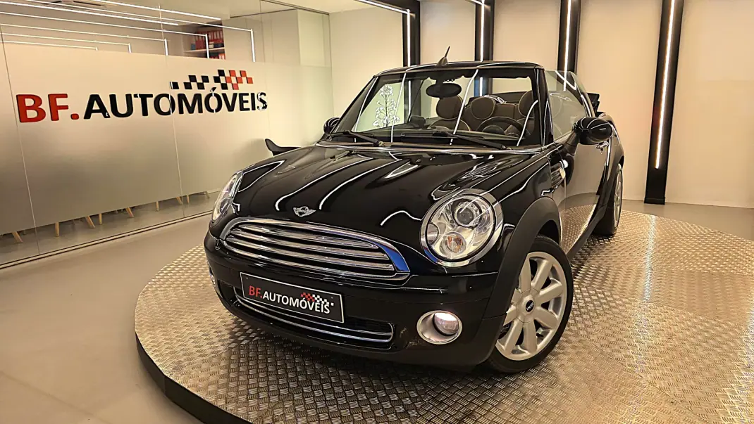 MINI Cooper 2010 - 9900 EUR, 144067 km - AUTO.MOTO.pt - 144067km - foto 1 de 56
