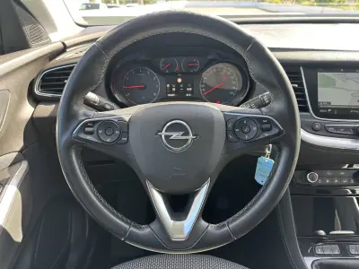 Opel Grandland X 2020 - 15900 EUR, 160000 km - 160000km - foto 27 de 55