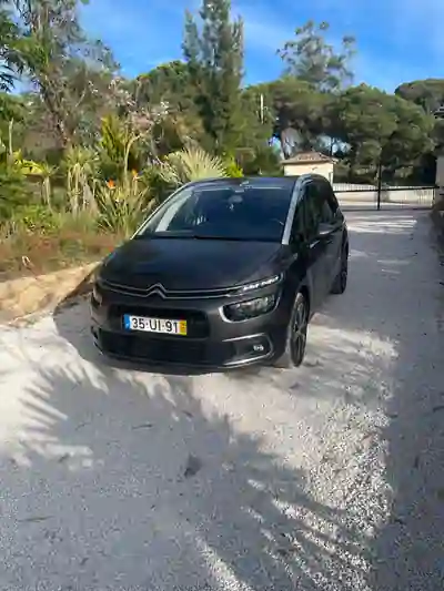 Citroën C4 Grand Picasso 2018 - 8000 EUR, 224000 km - AUTO.MOTO.pt - 224000km - foto 14 de 15