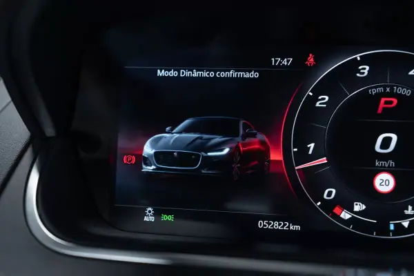 Jaguar F-Type 2020 - 52950 EUR, 52000 km - AUTO.MOTO.pt - 52000km - foto 26 de 41