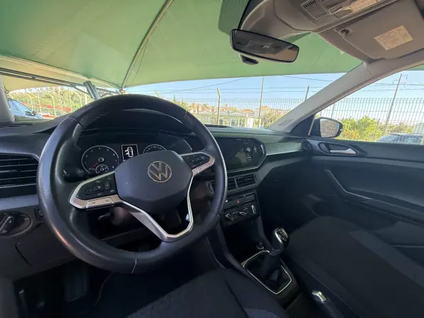 Volkswagen T-Cross 2022 - 19800 EUR, 47200 km - AUTO.MOTO.pt - 47200km - foto 5 de 15