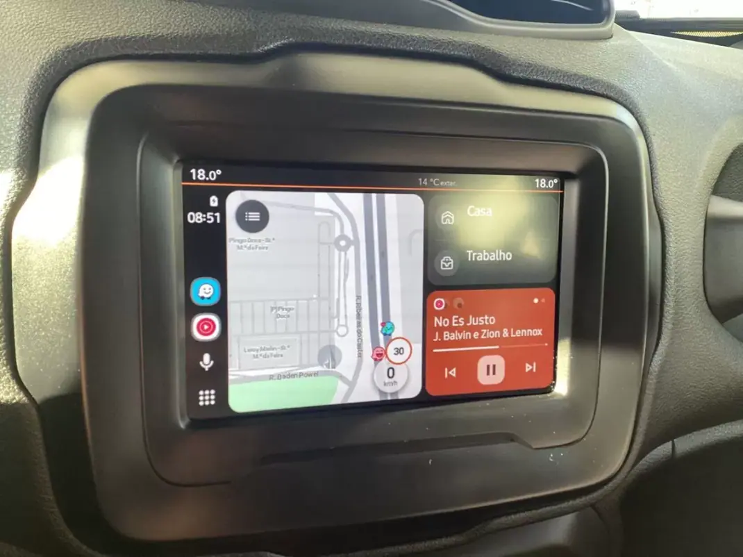 Jeep Renegade 2019 - 15500 EUR, 77325 km - AUTO.MOTO.pt - 77325km - foto 3 de 5