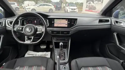 Volkswagen Polo 2019 - 22990 EUR, 130000 km - AUTO.MOTO.pt - 130000km - foto 10 de 32
