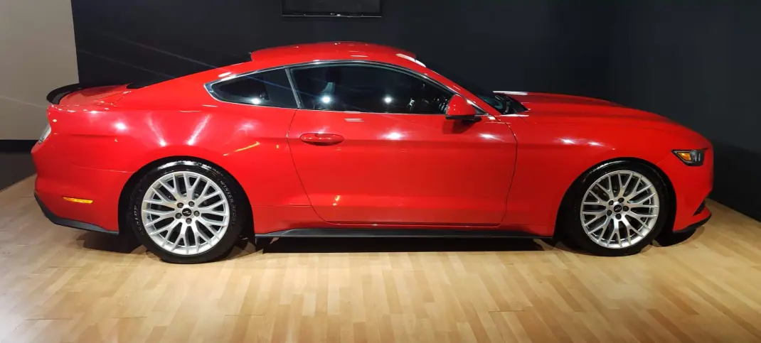 Ford Mustang 2016 - 31000 EUR, 188000 km - 188000km - foto 4 de 23