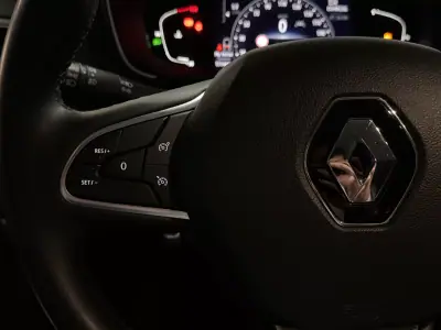 Renault Mégane Sport Tourer 2021 - 14990 EUR, 171050 km - AUTO.MOTO.pt - 171050km - foto 22 de 32