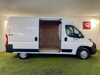 Peugeot 2.2 BlueHDi 335 L2 CD 2023 - 22950 EUR, 69000 km - AUTO.MOTO.pt - 69000km - foto 5 de 24