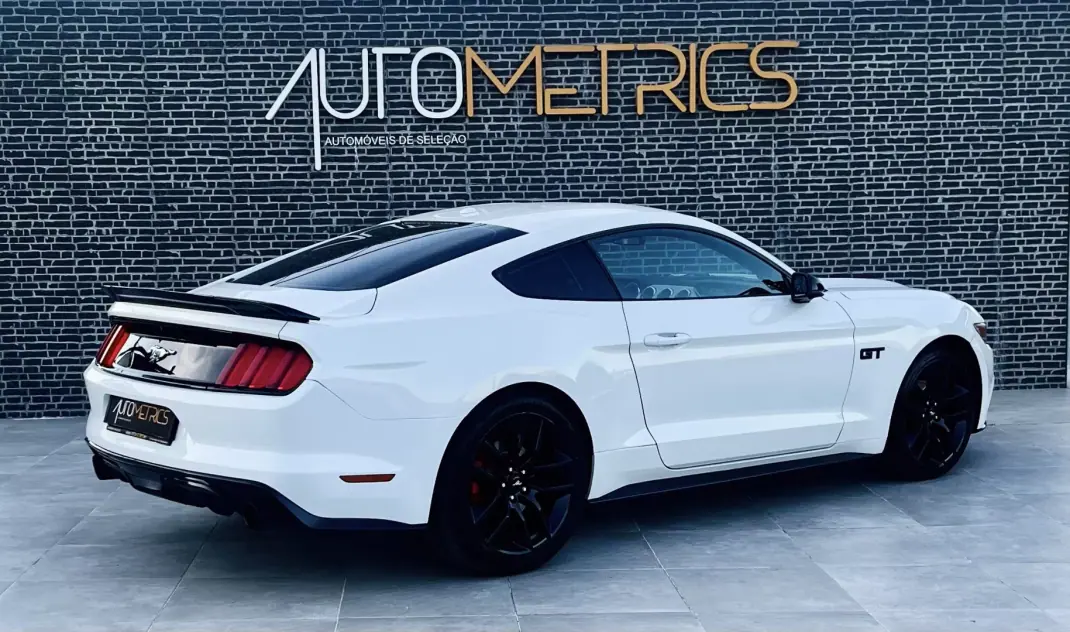 Ford Mustang 2016 - 34750 EUR, 144000 km - 144000km - foto 7 de 17