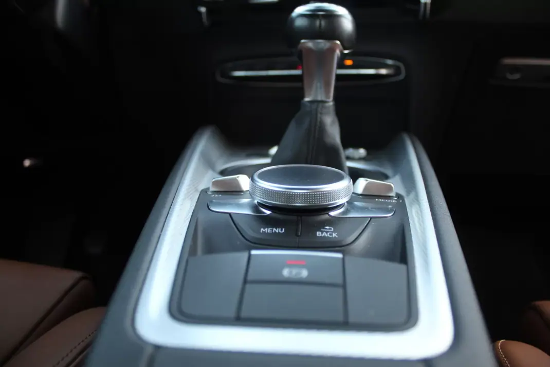 Audi TT Coupé 2015 - 23990 EUR, 242950 km - 242950km - foto 9 de 28