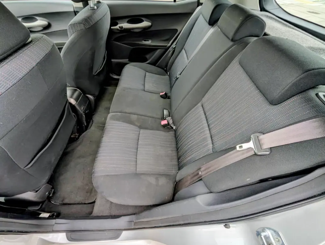 Toyota Auris 2009 - 4750 EUR, 291081 km - 291081km - foto 11 de 17