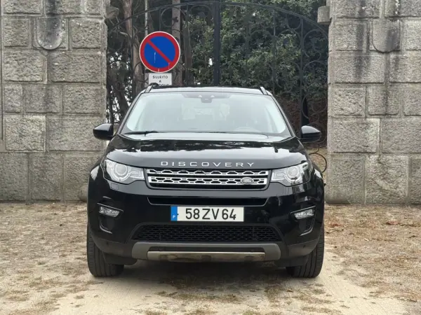 Land Rover Discovery Sport 2015 - 13000 EUR, 221000 km - AUTO.MOTO.pt - 221000km - foto 2 de 11