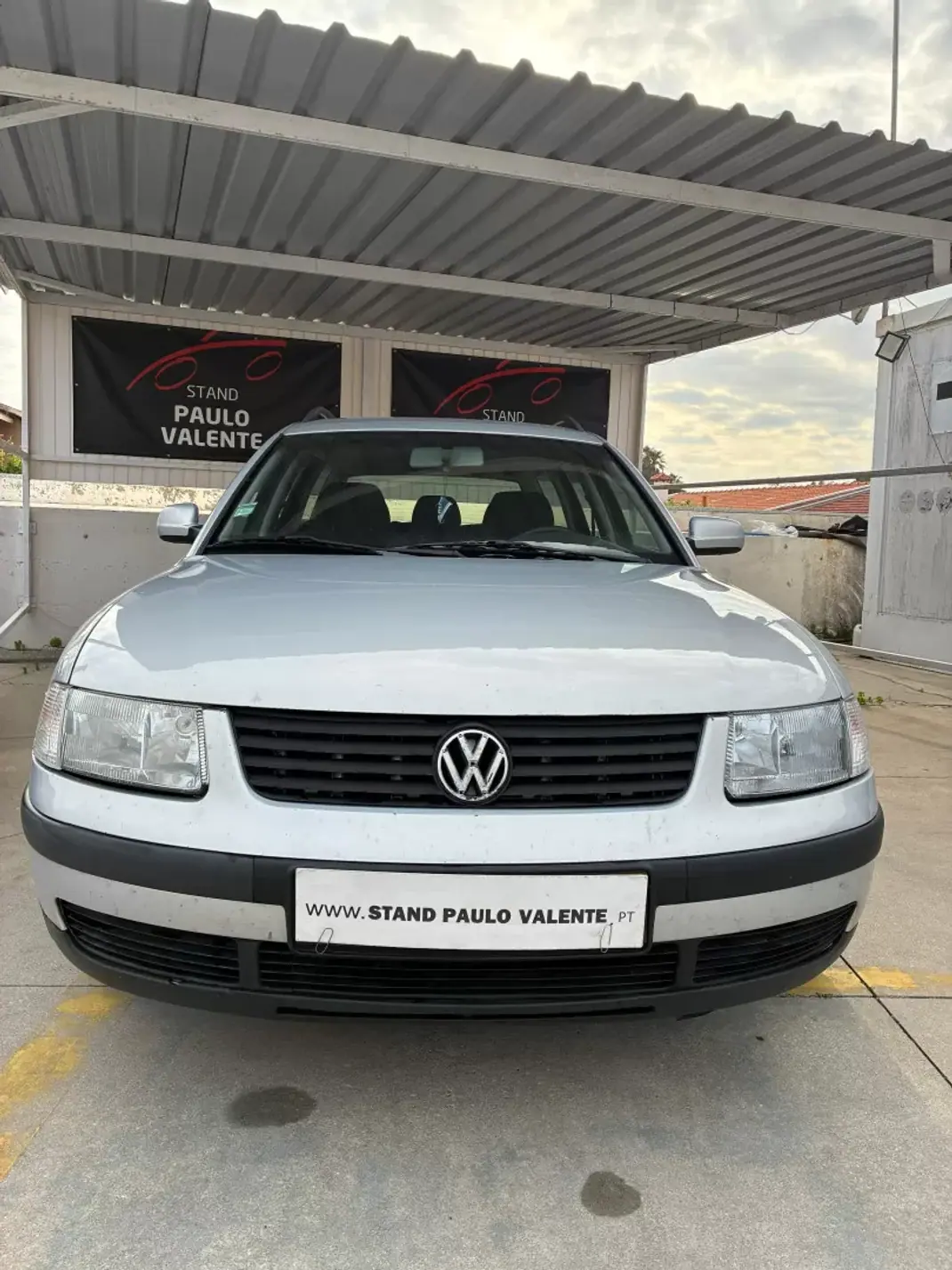 Volkswagen Passat Variant 2000 - 1999 EUR, 500000 km - AUTO.MOTO.pt - 500000km - foto 3 de 20