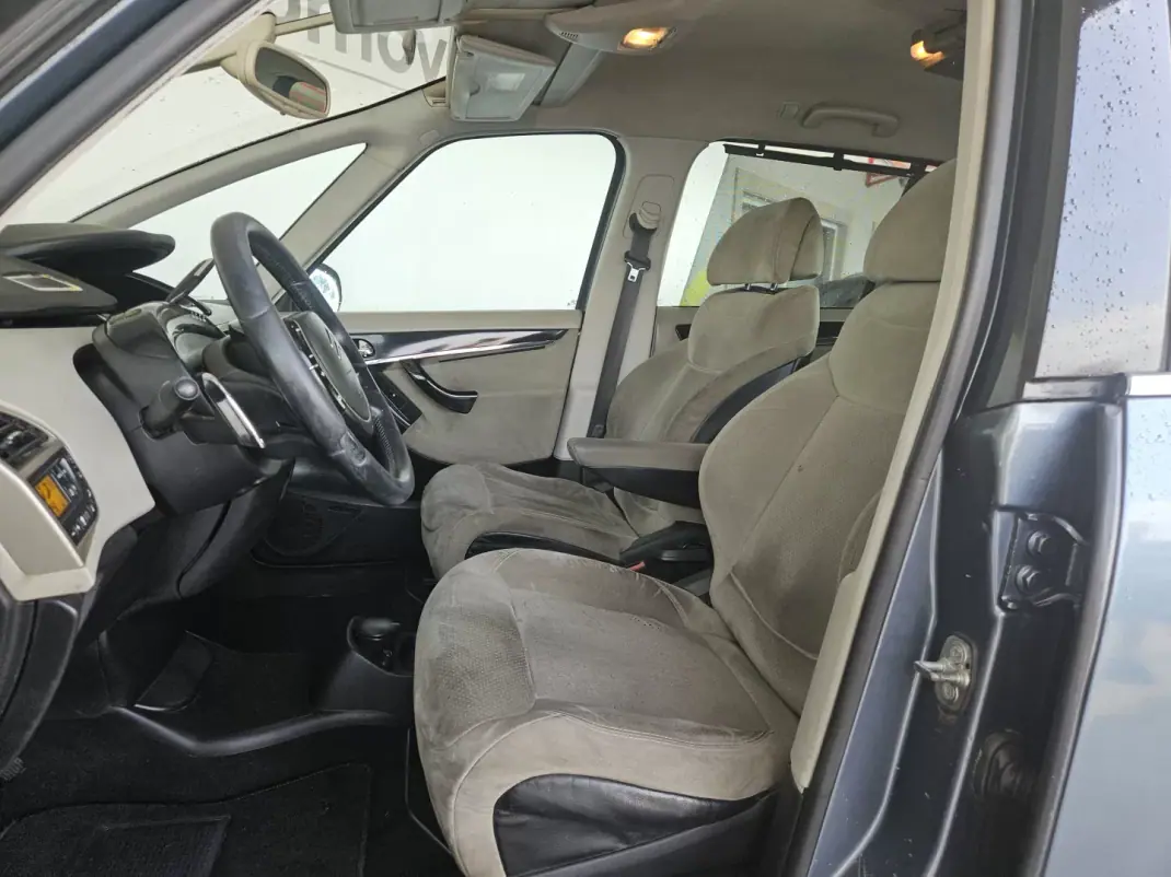 Citroën C4 Grand Picasso 2007 - 3980 EUR, 268000 km - 268000km - foto 4 de 8