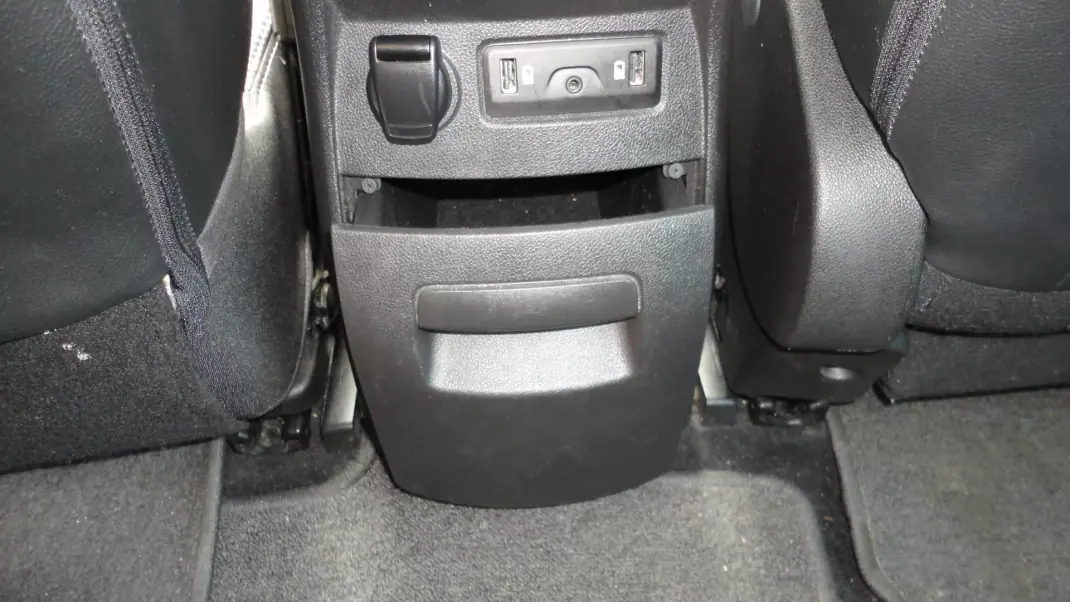 Renault Grand Scénic 2018 - 15500 EUR, 500000 km - 500000km - foto 24 de 33