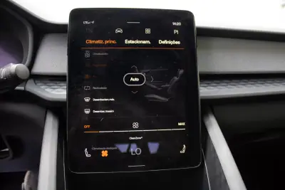 Polestar 2 2021 - 22500 EUR, 138000 km - AUTO.MOTO.pt - 138000km - foto 32 de 46