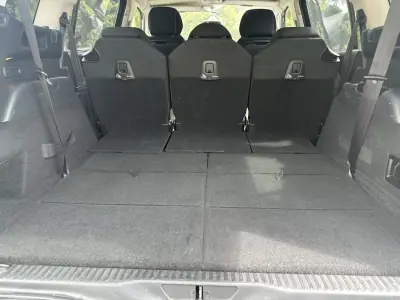 Citroën C4 Grand Picasso 2015 - 10350 EUR, 149000 km - AUTO.MOTO.pt - 149000km - foto 11 de 15
