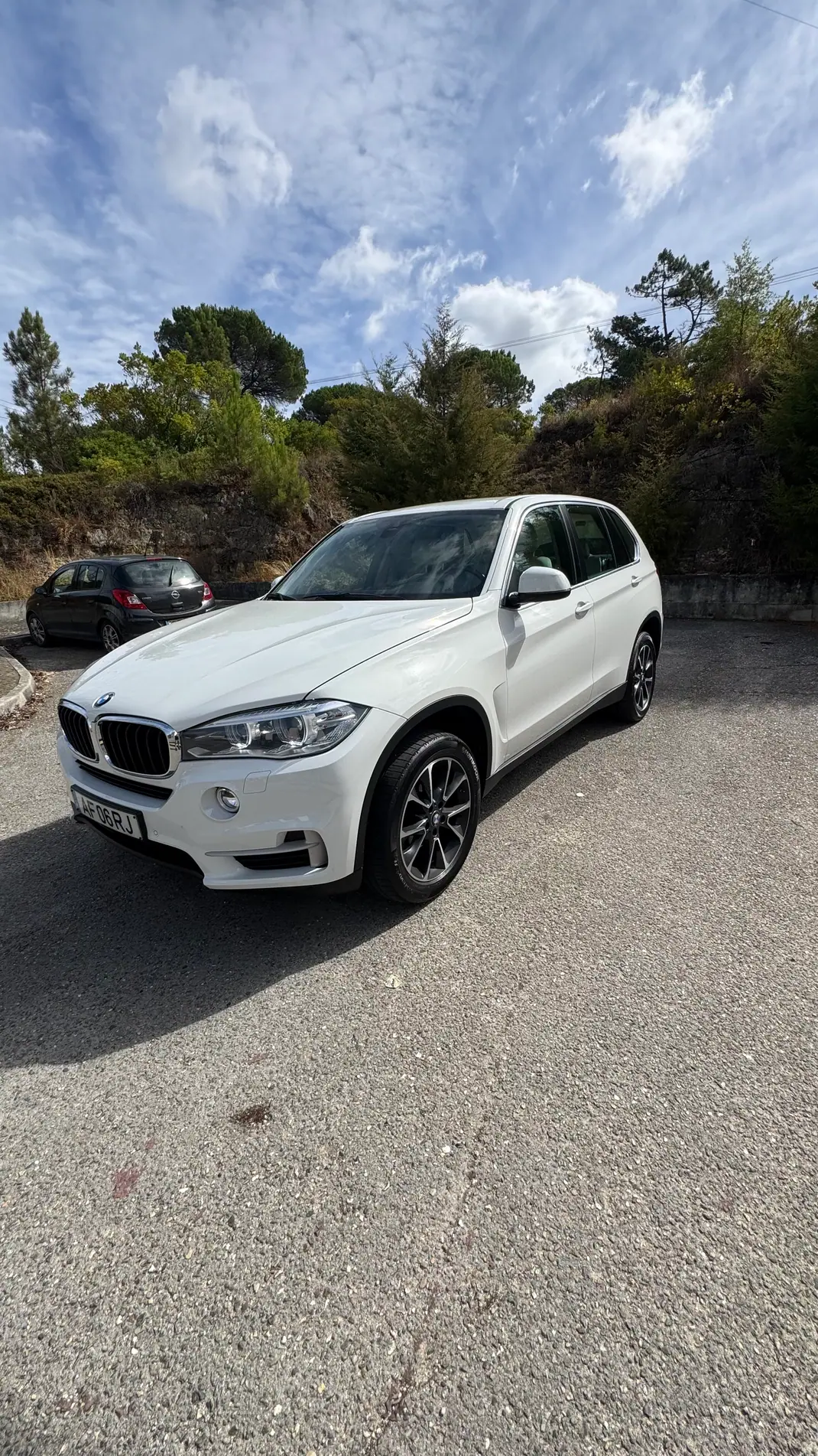BMW X5 2016 - 21000 EUR, 230000 km - AUTO.MOTO.pt - 230000km - foto 1 de 23