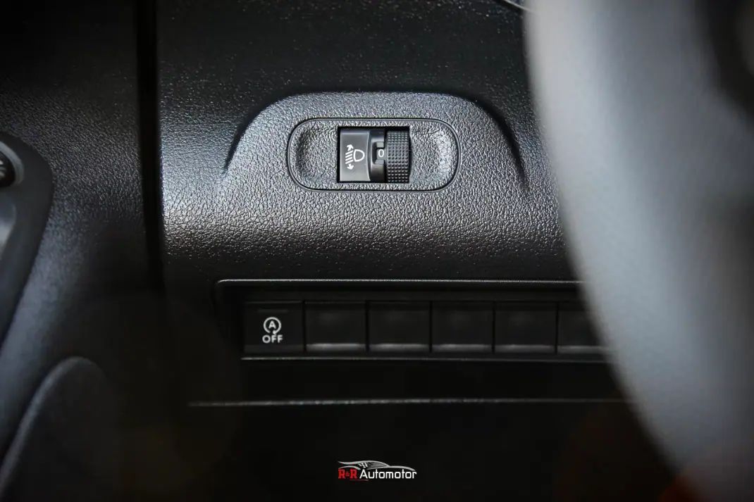 Peugeot Partner 1.5 BlueHDI Pro Longa 3L 2021 - 14750 EUR, 113000 km - AUTO.MOTO.pt - 113000km - foto 22 de 22