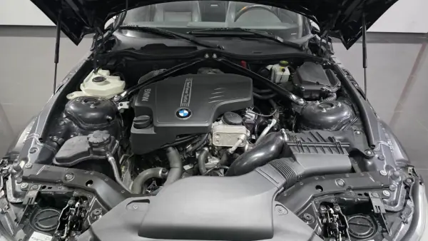 BMW Z4 2013 - 27990 EUR, 98000 km - AUTO.MOTO.pt - 98000km - foto 37 de 38