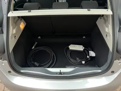 Renault Zoe 2021 - 14965 EUR, 25000 km - AUTO.MOTO.pt - 25000km - foto 43 de 46