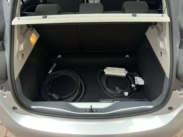 Renault Zoe 2021 - 14965 EUR, 25000 km - AUTO.MOTO.pt - 25000km - foto 43 de 46
