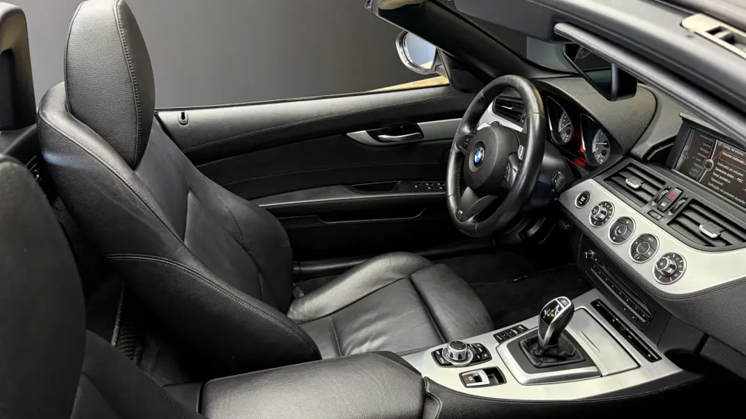 BMW Z4 2011 - 29990 EUR, 117000 km - 117000km - foto 29 de 57