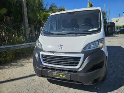 Peugeot BOXER L1H1 2.2HDI / IVA / GARANTIA / NACIONAL 2017 - 11750 EUR, 170000 km - AUTO.MOTO.pt - 170000km - foto 2 de 9