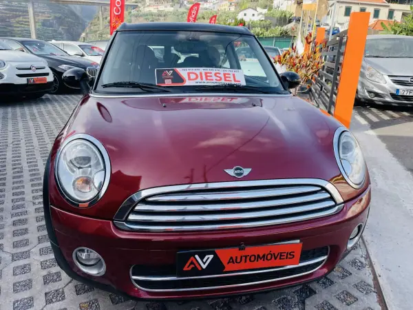 MINI Clubman 2008 - 10750 EUR, 144000 km - AUTO.MOTO.pt - 144000km - foto 2 de 12