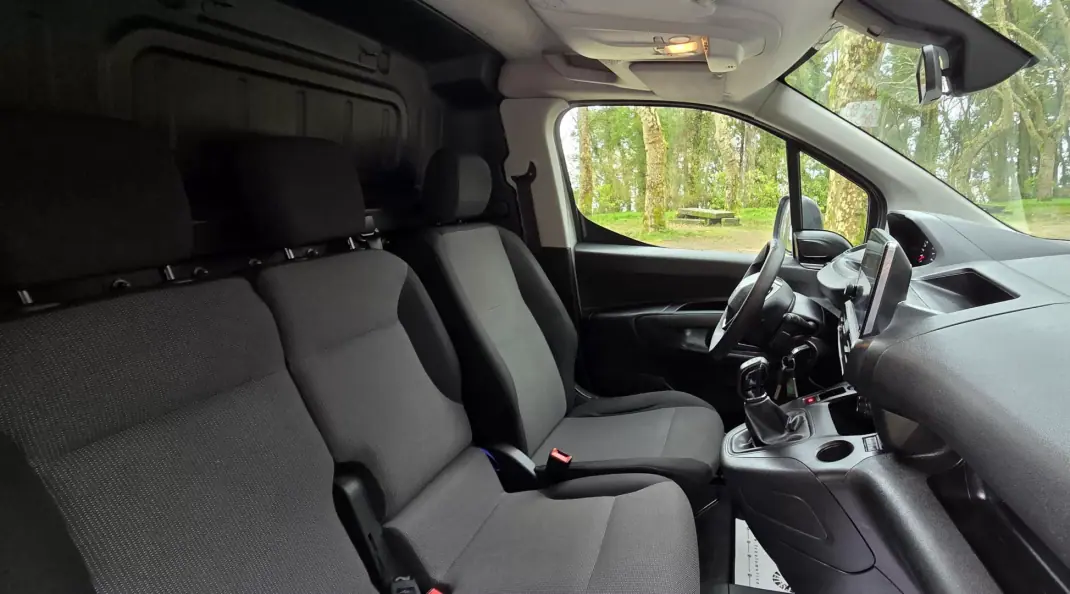 Peugeot 2021 - 12250 EUR, 171000 km - AUTO.MOTO.pt - 171000km - foto 14 de 20