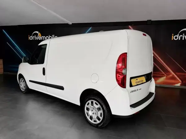 Fiat 2020 - 11900 EUR, 238000 km - AUTO.MOTO.pt - 238000km - foto 3 de 14
