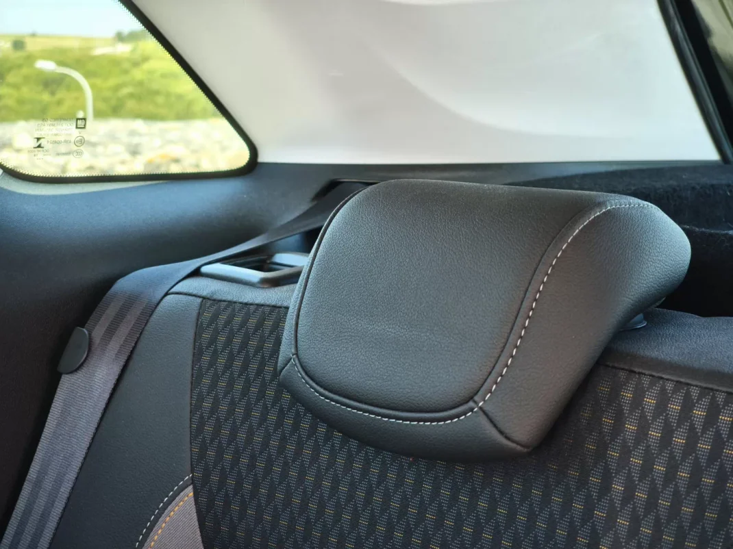 Opel Crossland X 2018 - 13990 EUR, 70165 km - AUTO.MOTO.pt - 70165km - foto 8 de 21