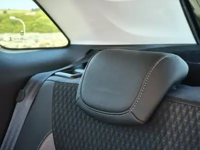 Opel Crossland X 2018 - 13990 EUR, 70165 km - AUTO.MOTO.pt - 70165km - foto 8 de 21