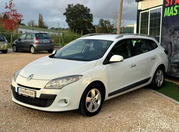 Renault Mégane 2009 - 5250 EUR, 266113 km - AUTO.MOTO.pt - 266113km - foto 3 de 18