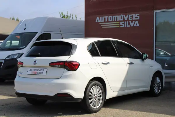 Fiat Tipo VAN 1.3 M-Jet 2022 - 10990 EUR, 116000 km - 116000km - foto 11 de 27