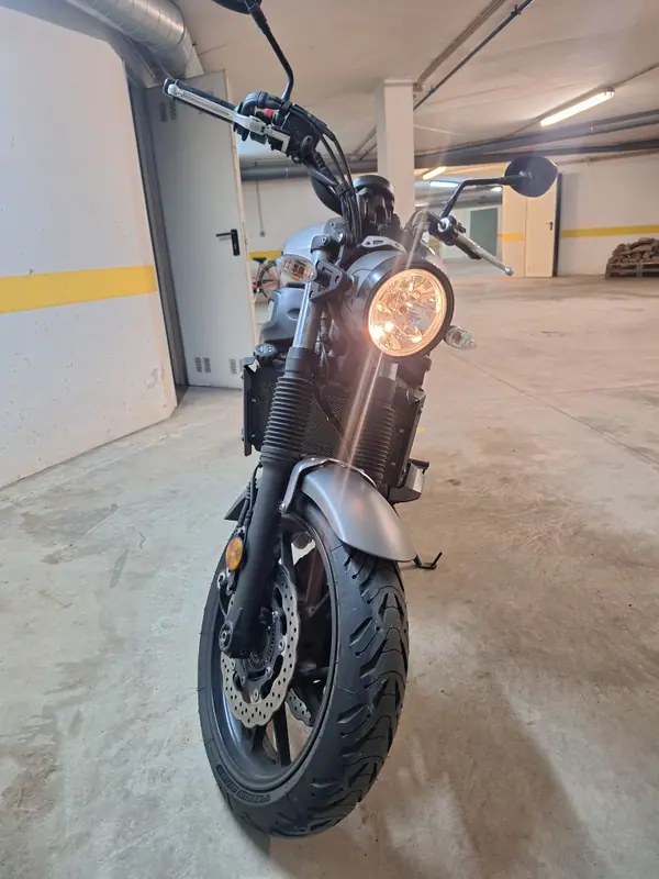 Yamaha XSR 700 2019 - 6250 EUR, 21000 km - AUTO.MOTO.pt - 21000km - foto 4 de 8