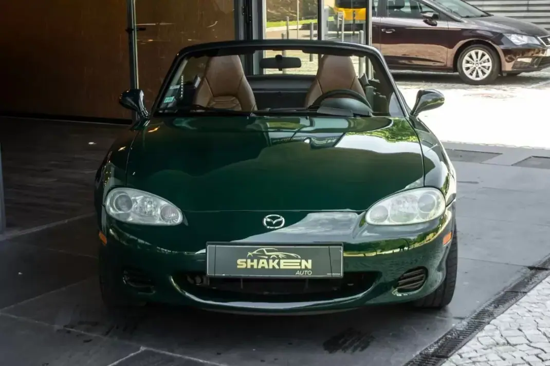 Mazda MX-5 2002 - 11750 EUR, 222949 km - AUTO.MOTO.pt - 222949km - foto 7 de 28