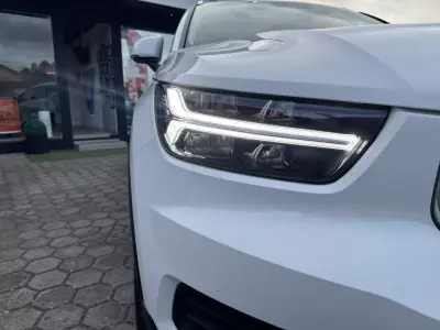 Volvo XC 40 2021 - 24500 EUR, 121000 km - AUTO.MOTO.pt - 121000km - foto 23 de 42