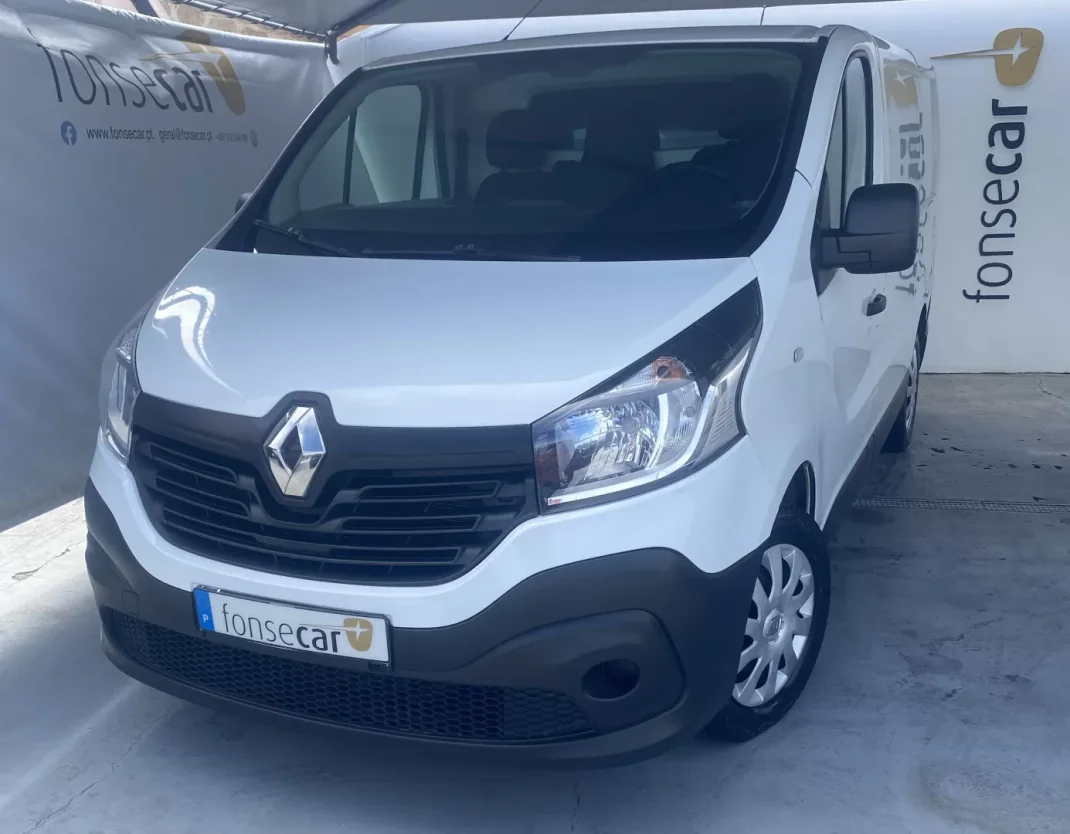Renault TRAFIC 1.6 DCI GRAND COMFORT 2023 - 18990 EUR, 126881 km - AUTO.MOTO.pt - 126881km - foto 2 de 14