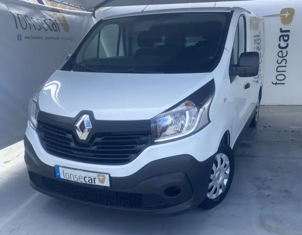 Renault TRAFIC 1.6 DCI GRAND COMFORT 2023 - 18990 EUR, 126881 km - AUTO.MOTO.pt - 126881km - foto 2 de 14