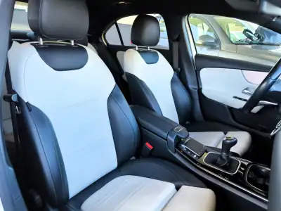 Mercedes-Benz A 180 Limousine 2020 - 25950 EUR, 134000 km - AUTO.MOTO.pt - 134000km - foto 22 de 42