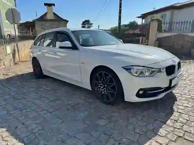 BMW 318 2017 - 15850 EUR, 146500 km - foto 5 de 15